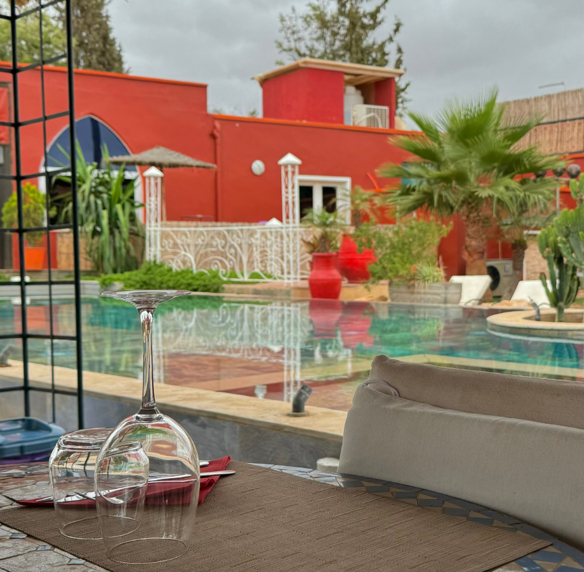 vu sur piscine à Hacienda Marrakech
